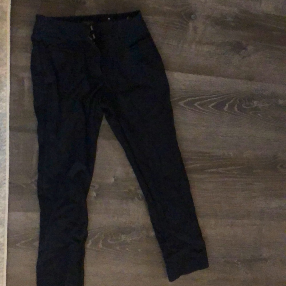 Ann Taylor skinny black dress pants. NWOT